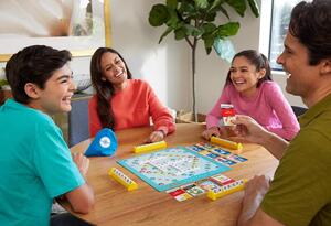 Mattel Games Scrabble Pokémon – Family Word Game